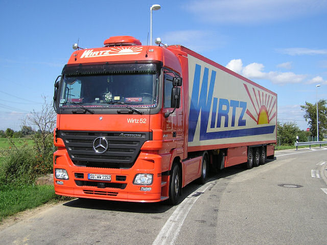 MB -Actros-MP2-1846-Wirtz-Koster-071106-01.jpg - A. Koster